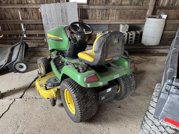 Image of John Deere X570 equipment image 1