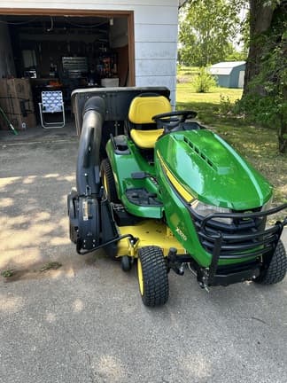 Image of John Deere X570 equipment image 1
