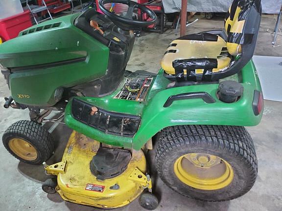 Image of John Deere X570 equipment image 1