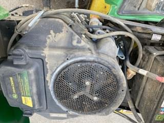 Image of John Deere X580 equipment image 4