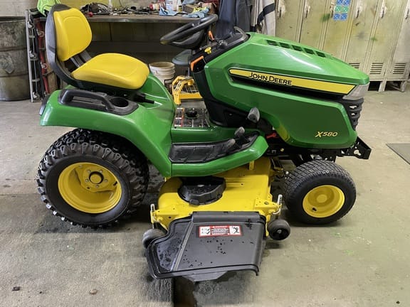 Main image John Deere X580