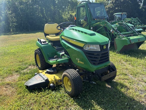 2019 John Deere X580 Equipment Image0