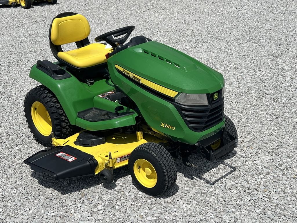 Main image John Deere X580