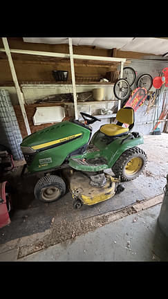 Image of John Deere X580 Image 0