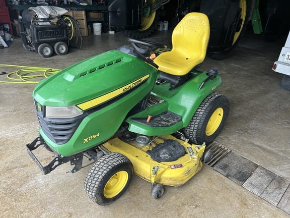 2019 John Deere X584 Equipment Image0
