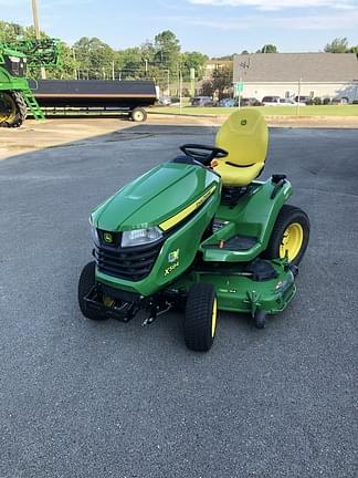 Image of John Deere X584 equipment image 2