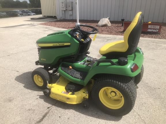 Image of John Deere X590 equipment image 4