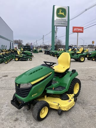 2019 John Deere X590 Equipment Image0
