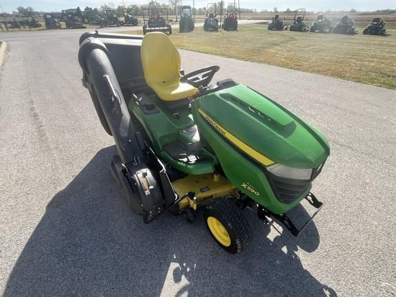 Image of John Deere X590 equipment image 2