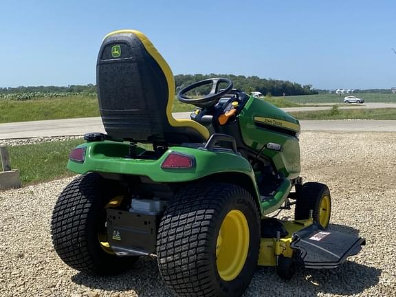 Image of John Deere X590 equipment image 4