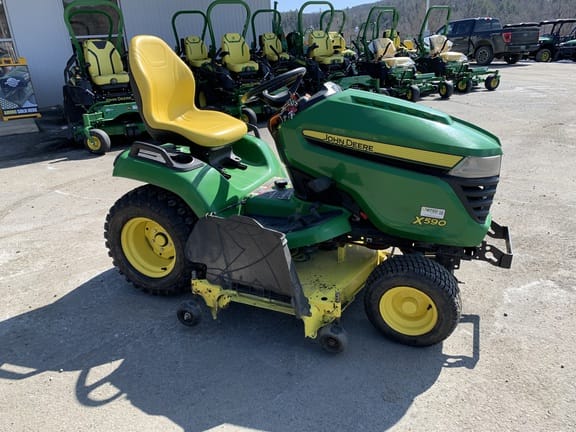 Main image John Deere X590