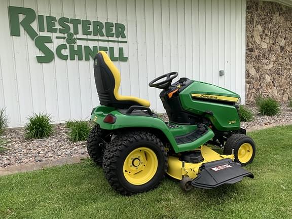 Image of John Deere X590 equipment image 3