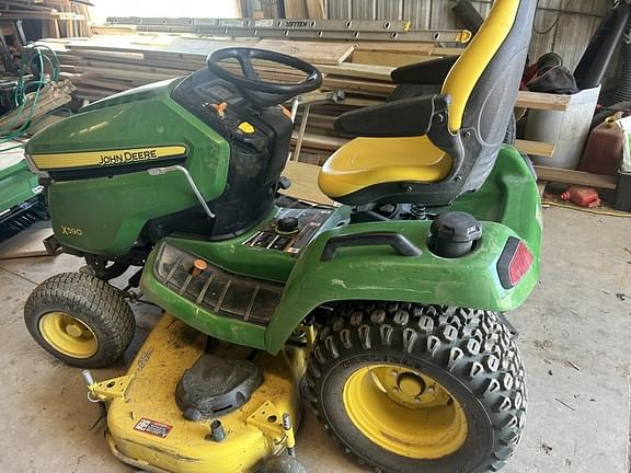 Image of John Deere X590 Image 0