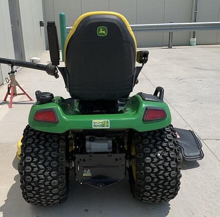 Image of John Deere X590 equipment image 3