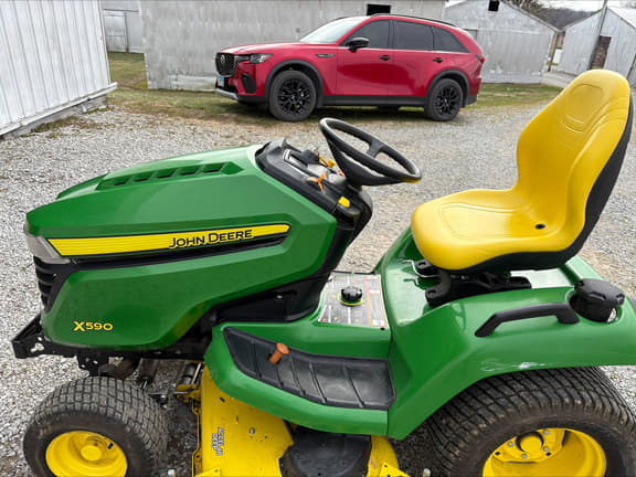 Image of John Deere X590 equipment image 1