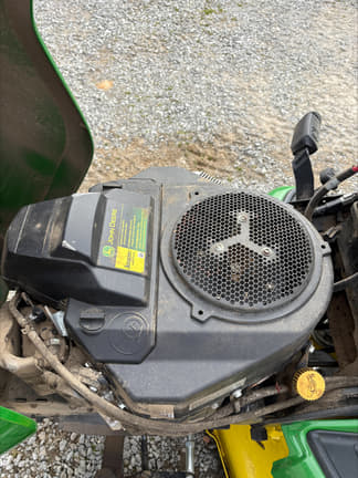 Image of John Deere X590 equipment image 3