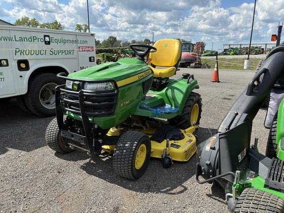 Image of John Deere X730 Image 1