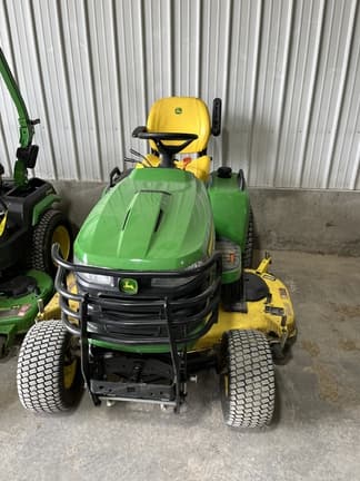 Image of John Deere X730 equipment image 2
