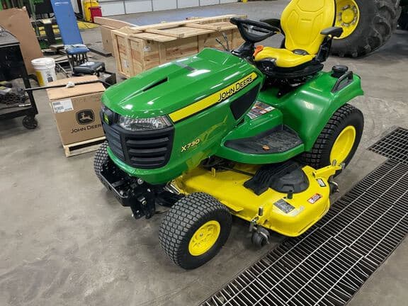Image of John Deere X730 Primary image