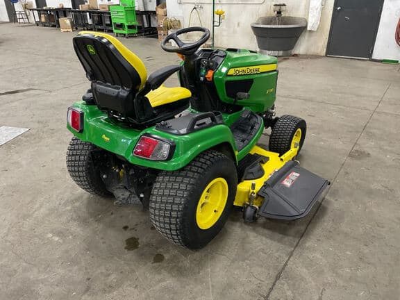 Image of John Deere X730 equipment image 4