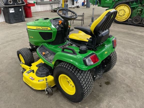 Image of John Deere X730 equipment image 2