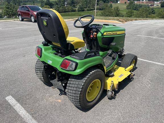 Image of John Deere X730 equipment image 3