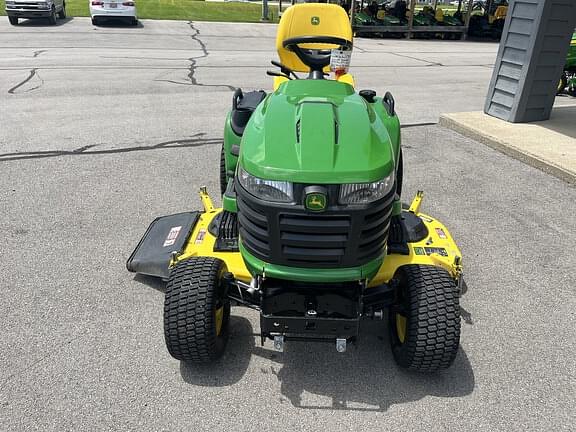 Image of John Deere X730 equipment image 1