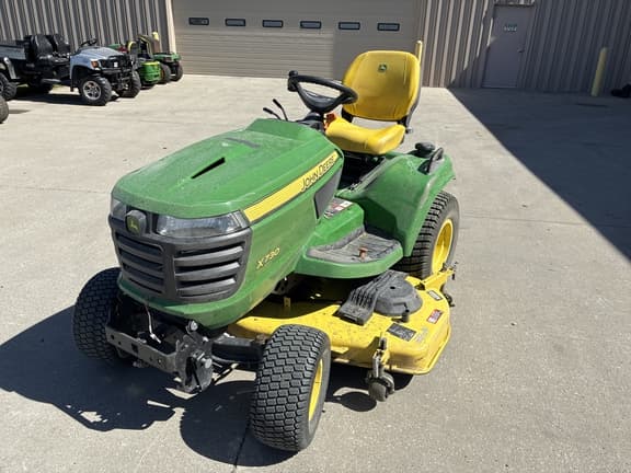 Image of John Deere X730 equipment image 2