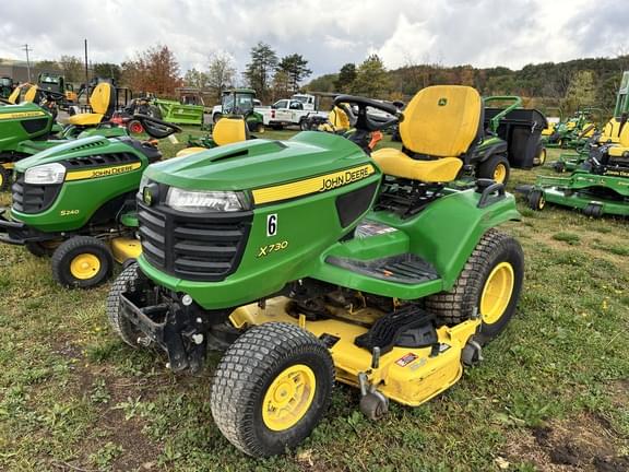 Image of John Deere X730 equipment image 1