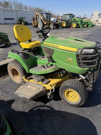 Main image John Deere X730