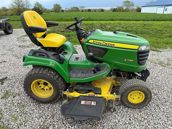 Image of John Deere X730 equipment image 2