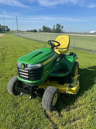 Image of John Deere X730 equipment image 1