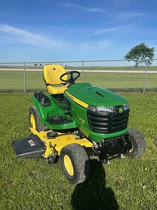 Image of John Deere X730 equipment image 2