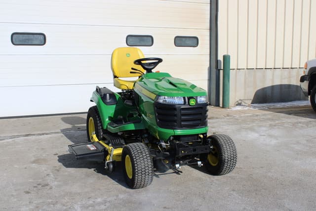 Image of John Deere X730 equipment image 2