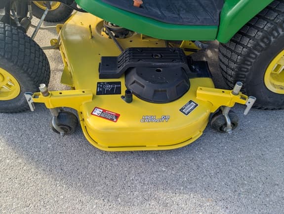 Image of John Deere X730 equipment image 2