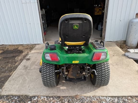 Image of John Deere X734 equipment image 3