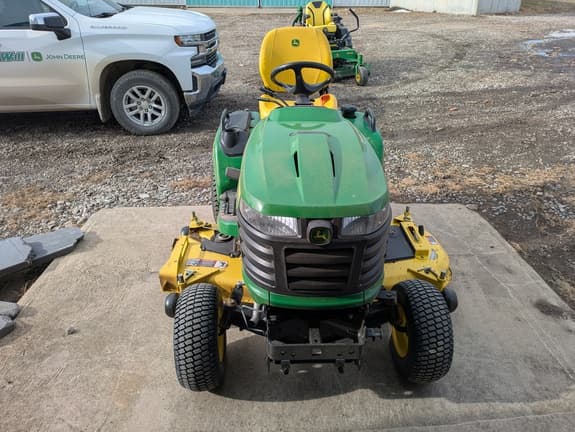 Image of John Deere X734 equipment image 2