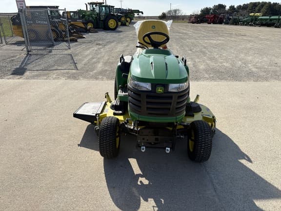 Image of John Deere X734 equipment image 1