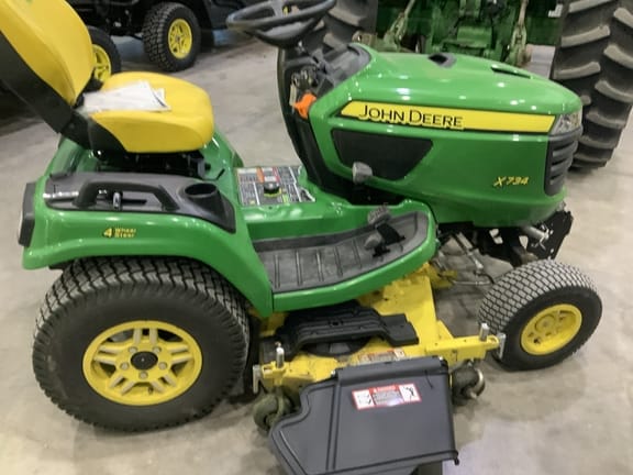 2019 John Deere X734 Image