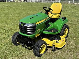 2019 John Deere X738 Equipment Image0