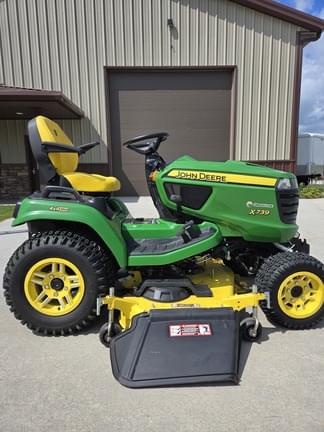 Image of John Deere X739 Image 1