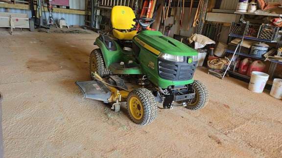 Image of John Deere X739 equipment image 2
