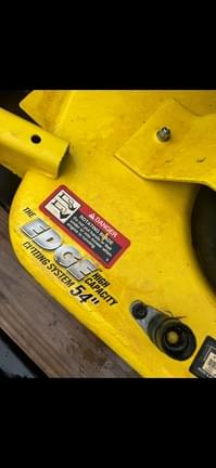 Image of John Deere X739 equipment image 4