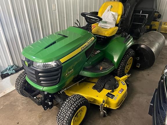 Image of John Deere X739 Image 0