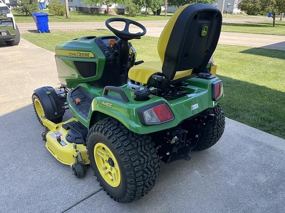 Image of John Deere X739 equipment image 3