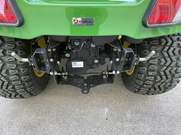 Image of John Deere X739 equipment image 4