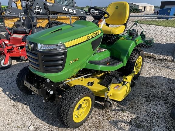 Image of John Deere X739 Primary image