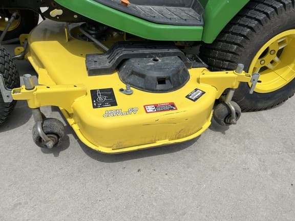 Image of John Deere X750 equipment image 2