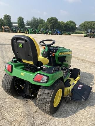 Image of John Deere X750 equipment image 2