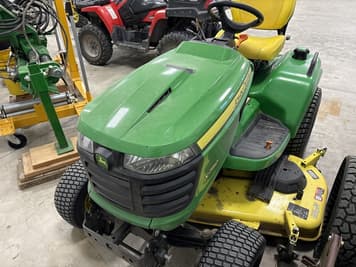 Main image John Deere X750